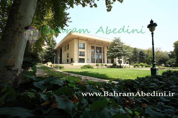کاخ نیاوران
